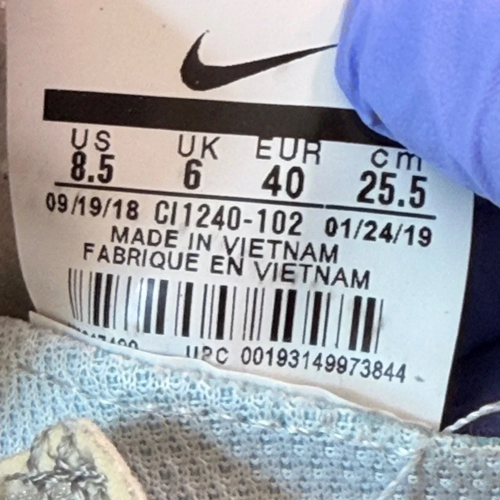 Nike Air Vapormax 2019 Women 8.5 White Blue CI1240-102 Running Shoes Sneaker